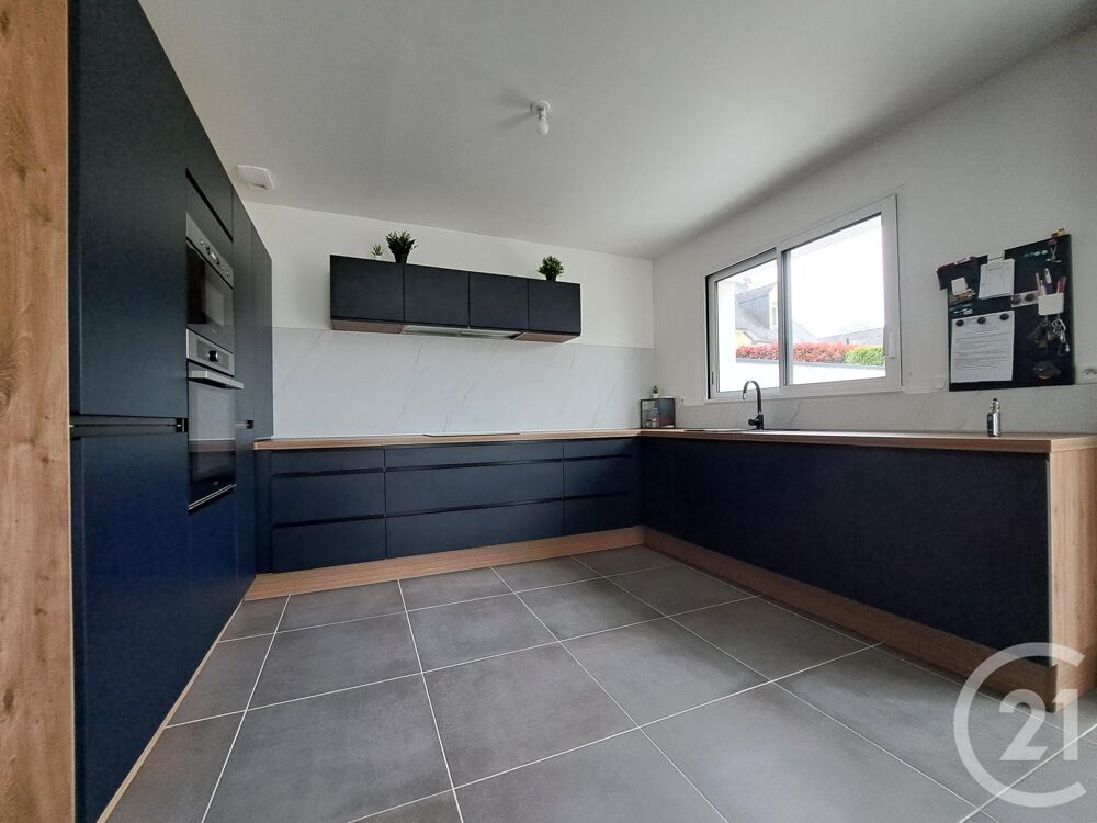 Century 21 Saint-Avé vous propose cette belle contempora....