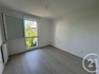 Maison à louer 4 pièces 83 m²