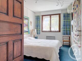  Maison � vendre 6 pi�ces 243 m�