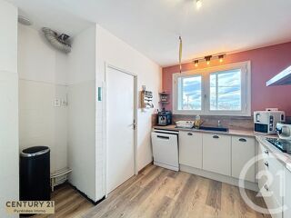  Appartement � vendre 4 pi�ces 83 m�