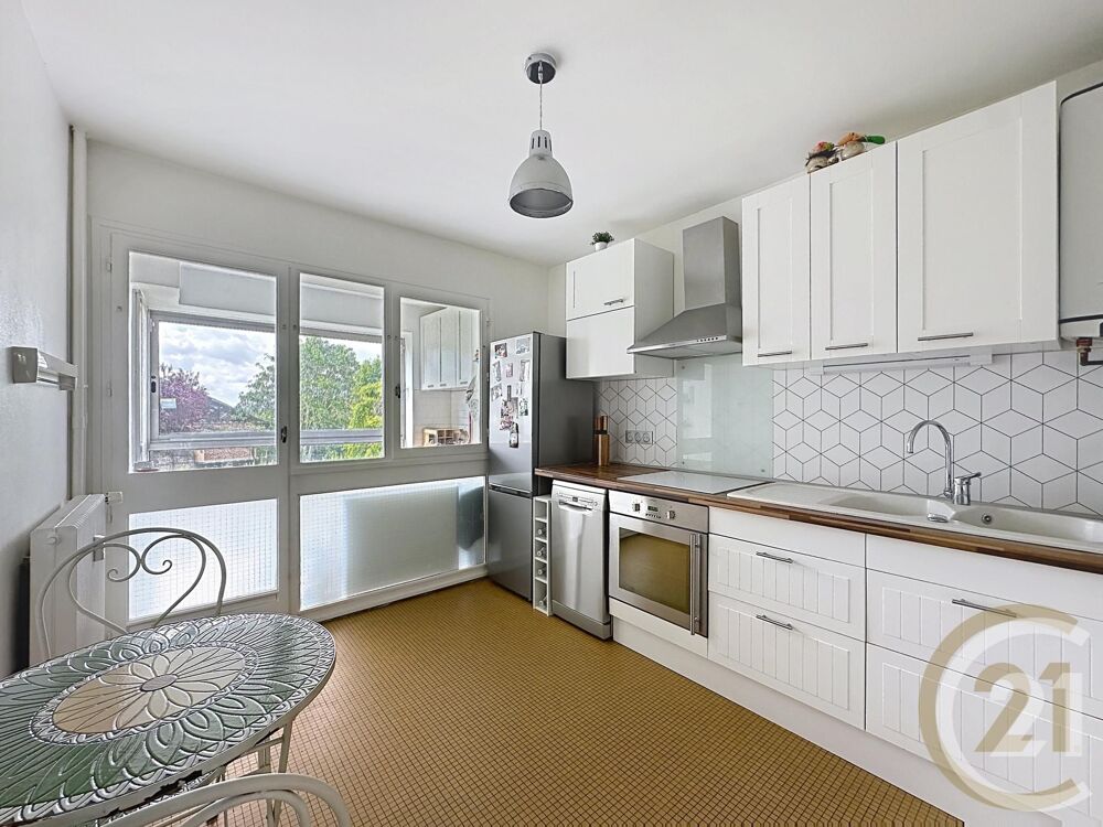 Dans notre agence immobilière CENTURY 21 Bruno Ferrand d....