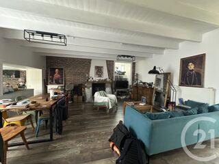  Maison  vendre 4 pices 218 m