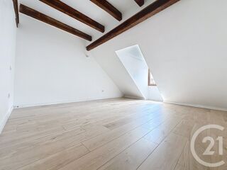  Appartement à louer 3 pièces 65 m²
