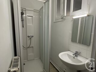 Appartement à louer 2 pièces 46 m²