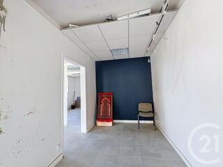  Appartement à louer 2 pièces 46 m²