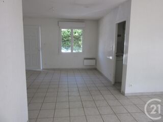  Maison à louer 4 pièces 113 m²