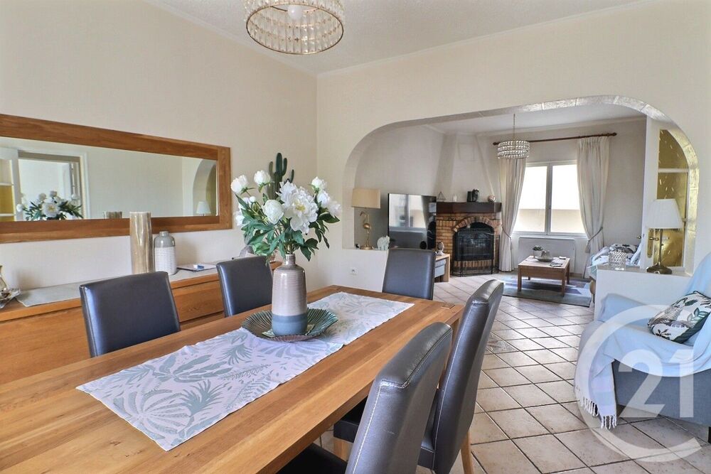 vente Maison - 6 pièce(s) - 185 m² Tremblay-en-France (93290)