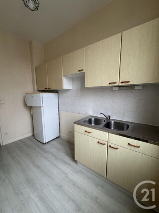  Immeuble � vendre 243 m�