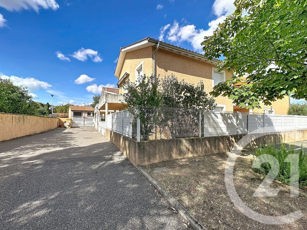 CORBAS A DEUX PAS DU CENTRE VILLA MARIE Dans une....