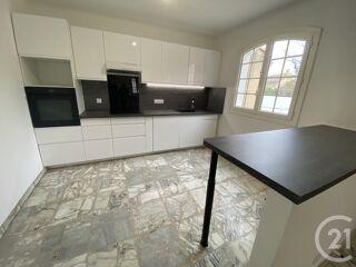  Maison à louer 4 pièces 115 m²