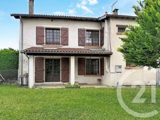  Maison à louer 7 pièces 235 m²