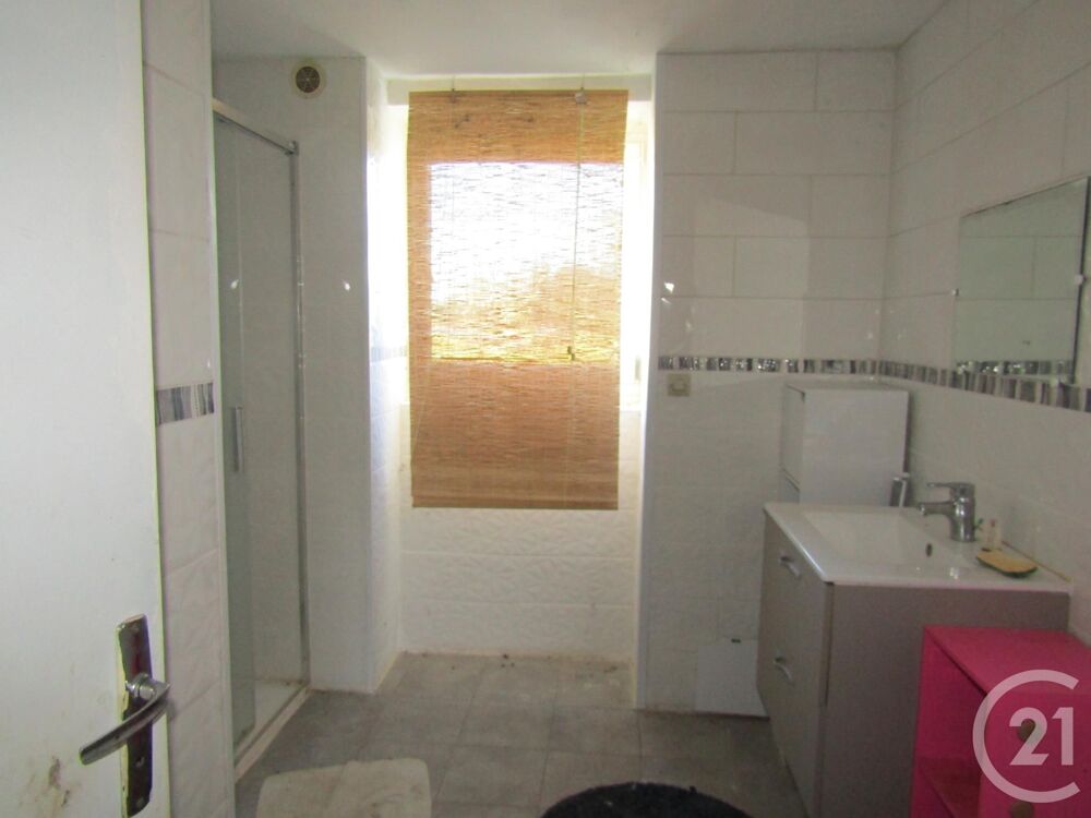 vente Maison - 5 pièce(s) - 300 m² Paizay-le-Tort (79500)
