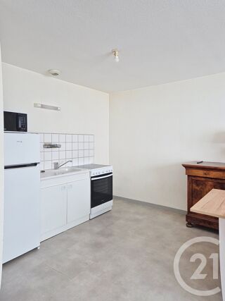  Appartement à louer 2 pièces 40 m²