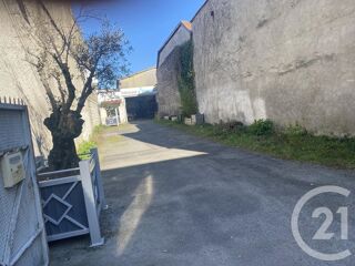  Maison à vendre 4 pièces 1041 m²