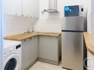  Appartement à louer 1 pièce 32 m²