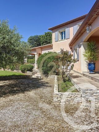  Maison � vendre 5 pi�ces 200 m�