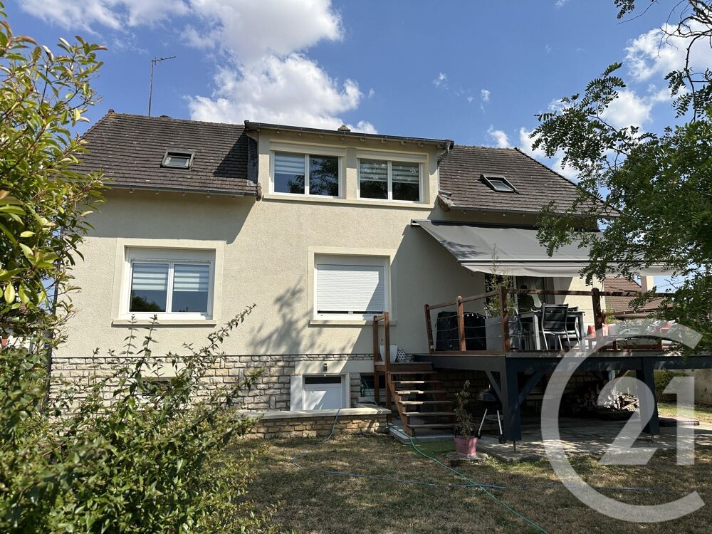 Maison 7 pièces 240 m² · à Cosne Cours sur Loire · 240 m² · 228 000 €