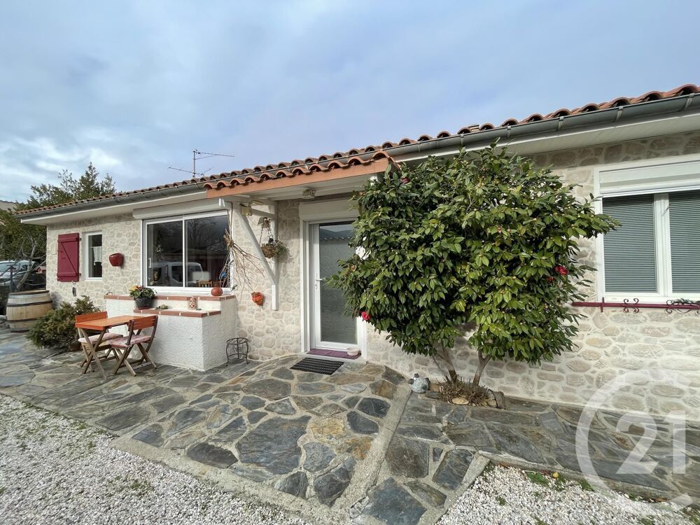 Sorède, Au pied du massif de Albères, cette maison ....