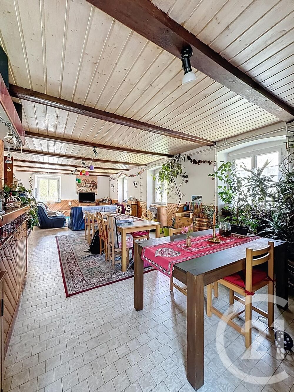 vente Maison - 15 + pièce(s) - 516 m² Les Rousses (39220)