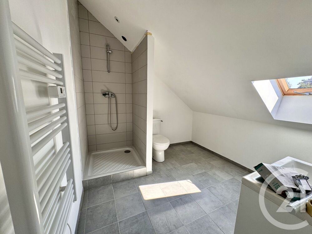 location Appartement - 2 pièce(s) - 42 m² Sainte-Suzanne (25630)