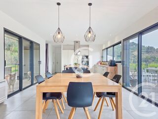  Immeuble à vendre 257 m²