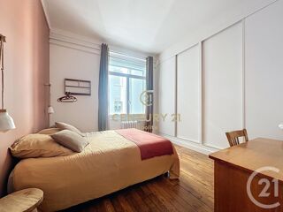  Appartement  vendre 4 pices 121 m