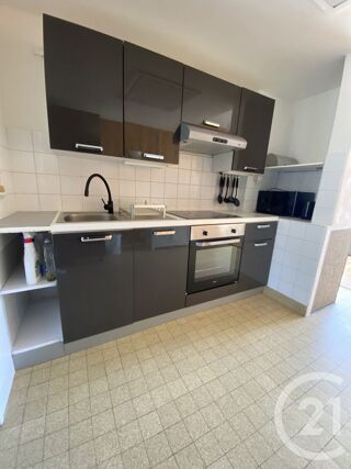  Appartement à louer 2 pièces 44 m²