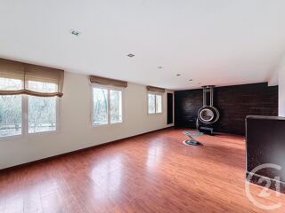  Maison � vendre 10 pi�ces 211 m�