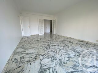  Appartement à louer 4 pièces 104 m²