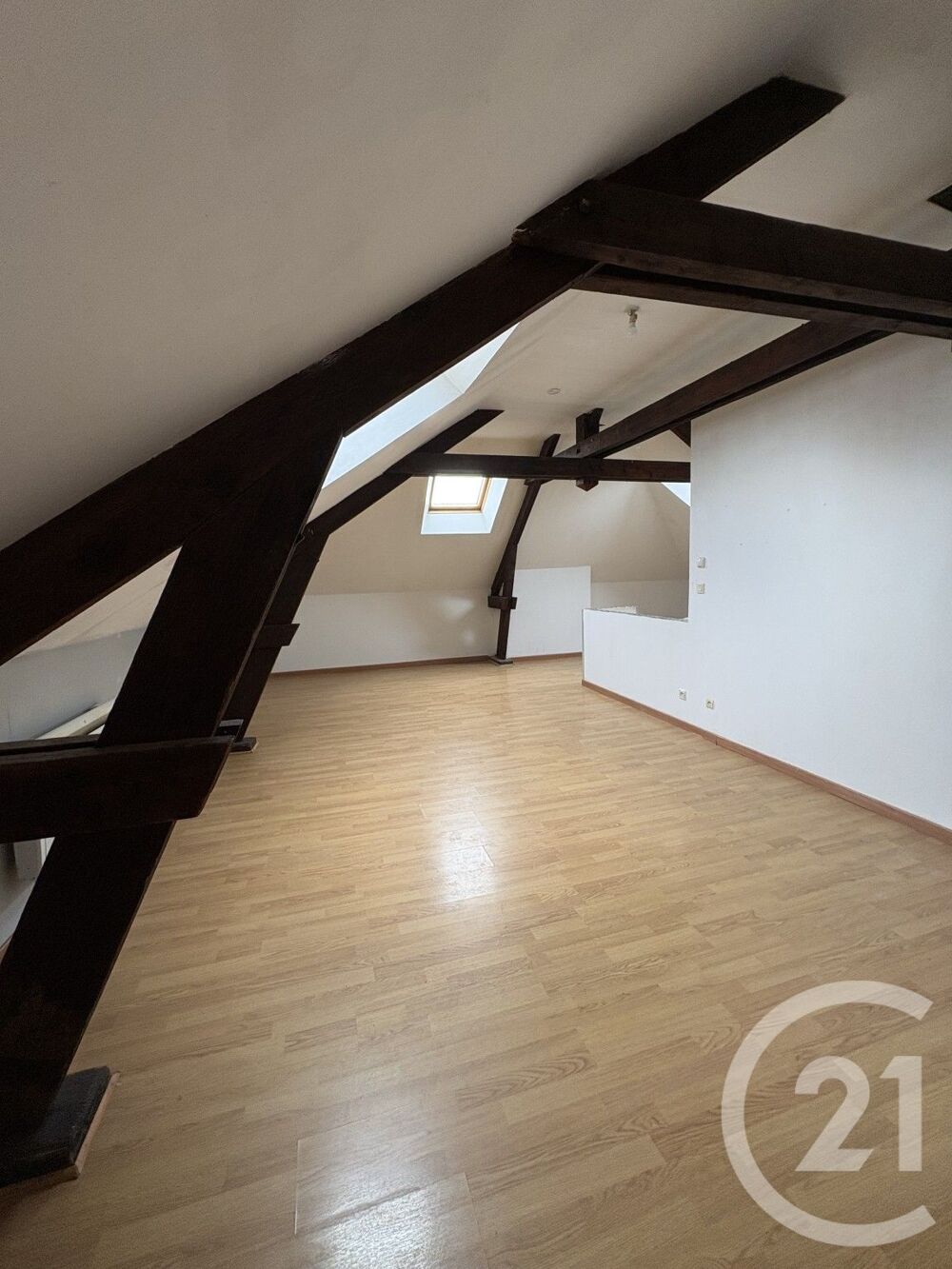 location Appartement - 4 pièce(s) - 57 m² Montdidier (80500)