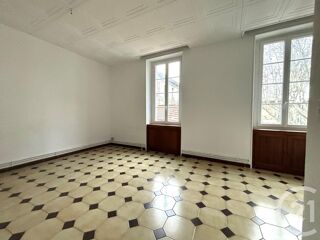  Appartement à louer 3 pièces 74 m²