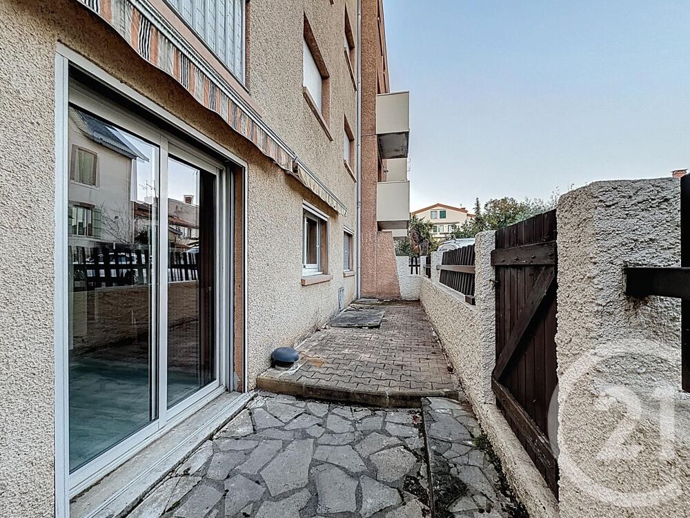 Découvrez cet appartement de 2 pièces, situé au 1er étag....