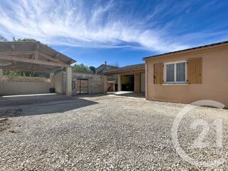  Maison � vendre 4 pi�ces 220 m�