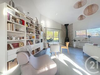  Maison � vendre 5 pi�ces 261 m�