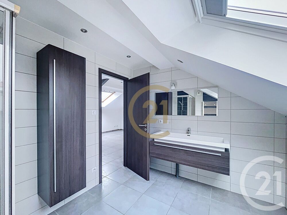 location Appartement - 2 pièce(s) - 43 m² Seloncourt (25230)
