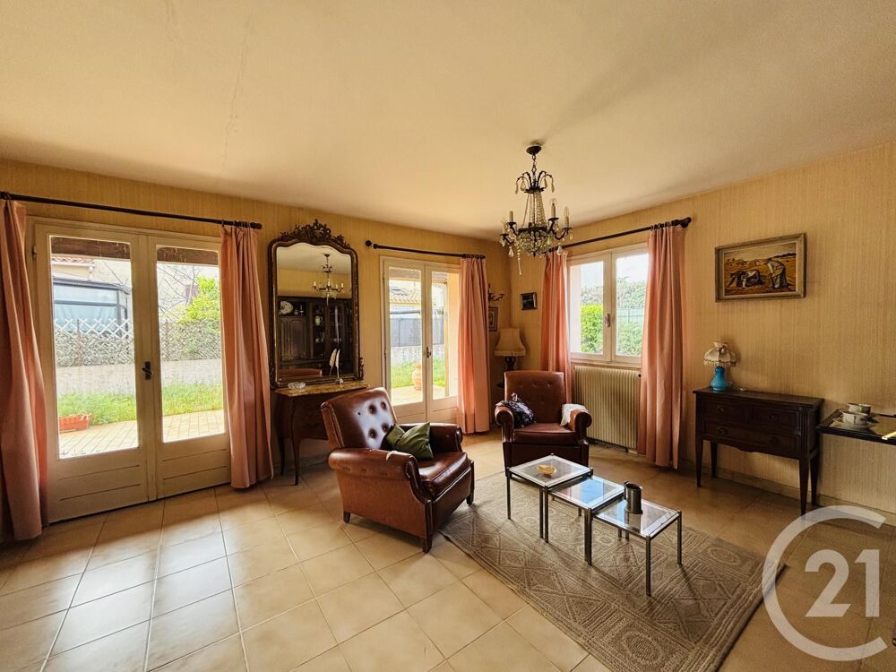 MASSILIA - MAISON A RENOVER EN TROIS FACES - TROIS CHAMB....