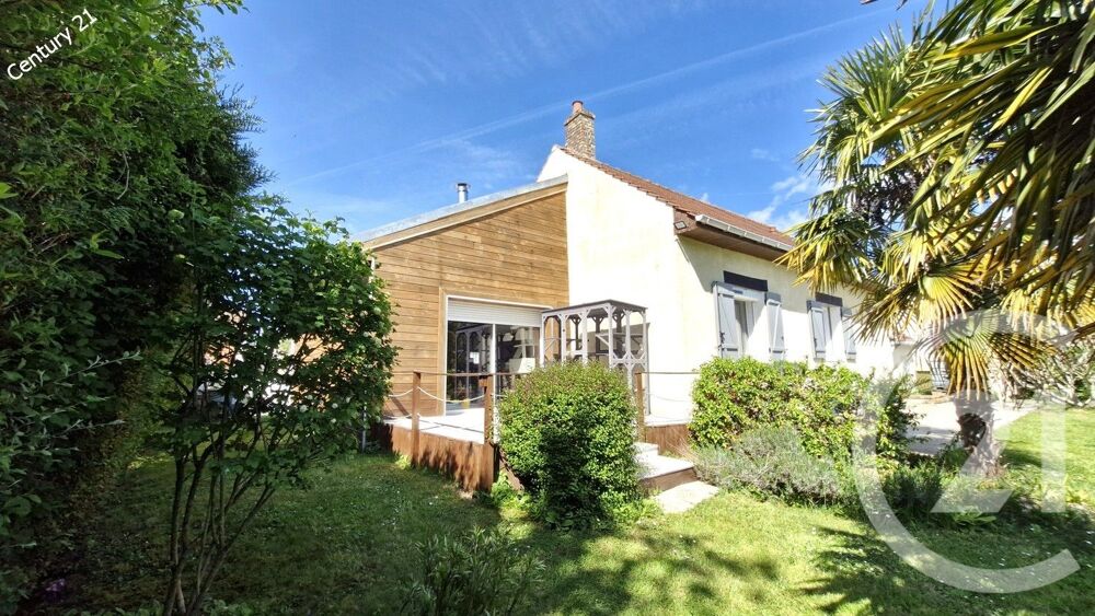 Situé à 20 minutes de La Ferté sous Jouarre dans un vill....