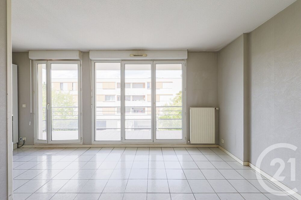 vente Appartement - 2 pièce(s) - 48 m² Saint-Martin-d'Hères (38400)