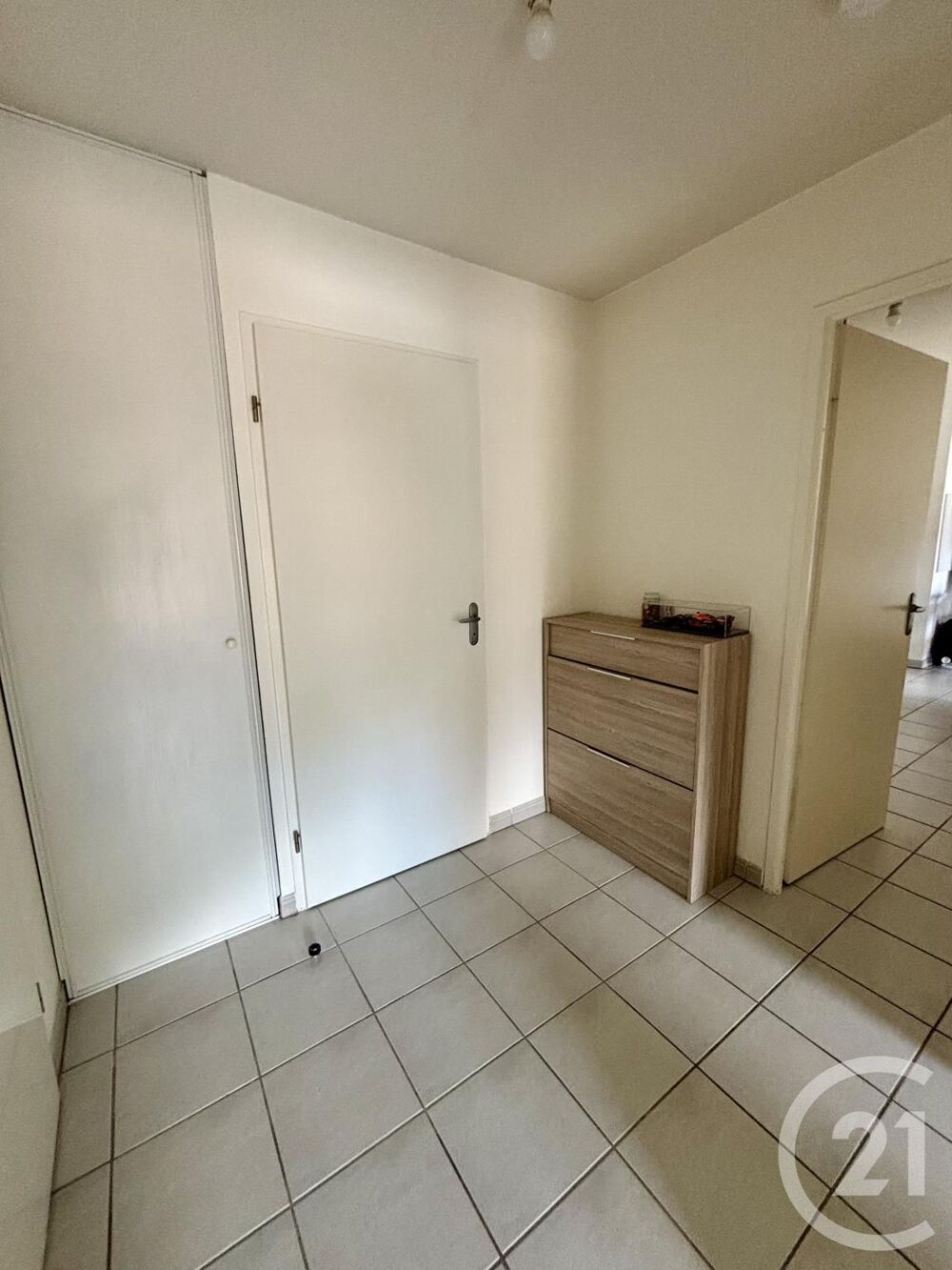 location Appartement - 3 pièce(s) - 53 m² Lesparre-Médoc (33340)
