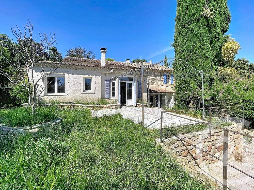 Maison 6 pièces 185 m² · à Pougnadoresse · 185 m² · 260 000 €