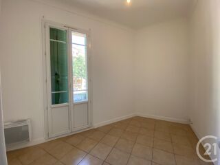  Appartement à louer 3 pièces 40 m²