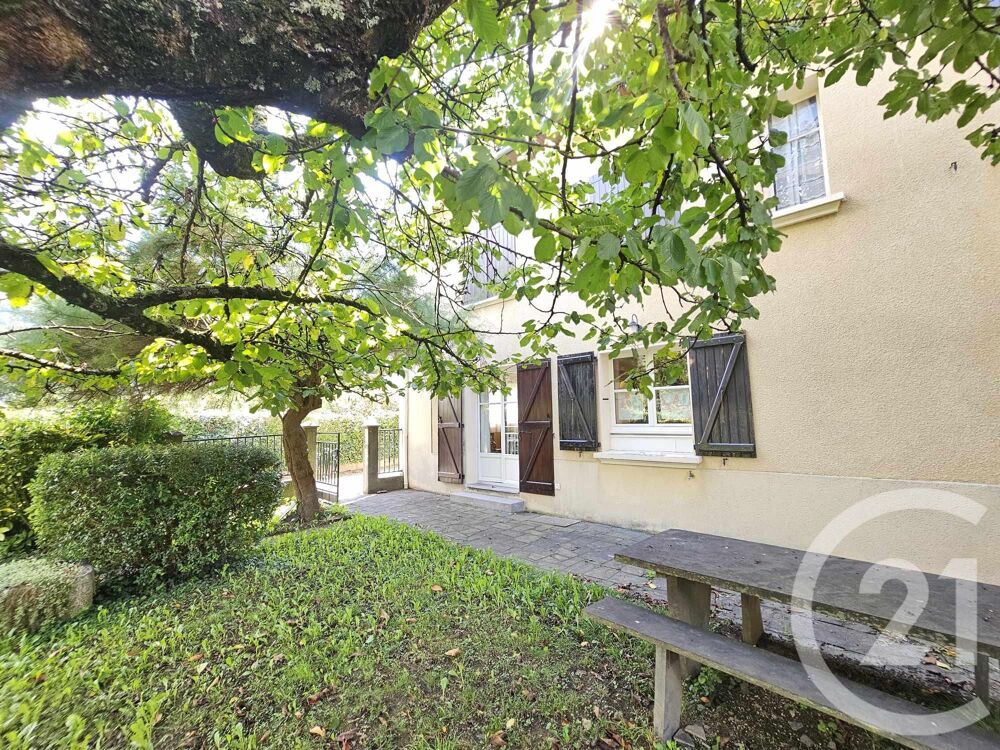 À vendre : Charmante maison de plain-pied à Sarrancolin ....