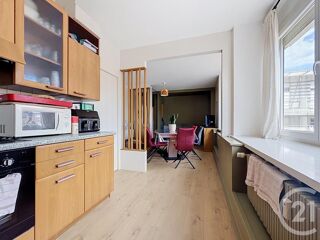 Appartement à louer 2 pièces 44 m²