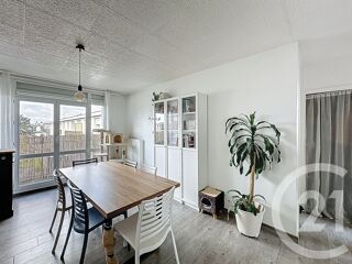  Appartement � vendre 4 pi�ces 66 m�