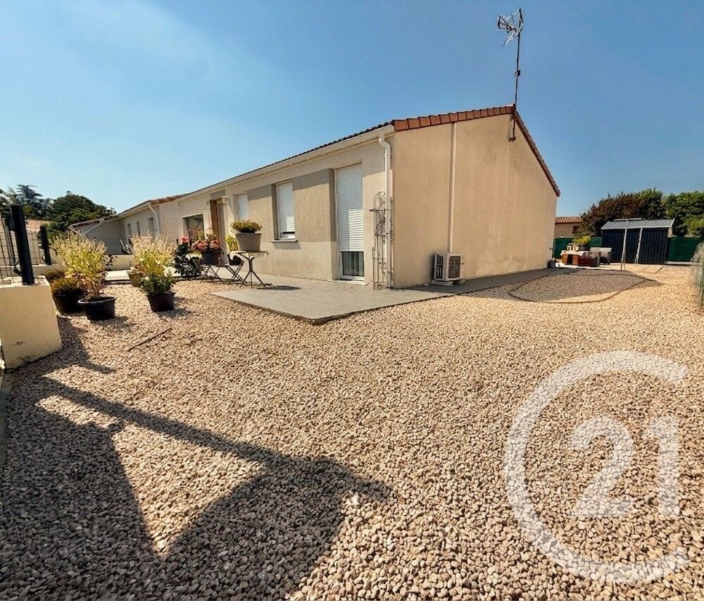 RIEUCROS - VILLA PLAIN PIED AVEC JARDIN ET GARAGE <....