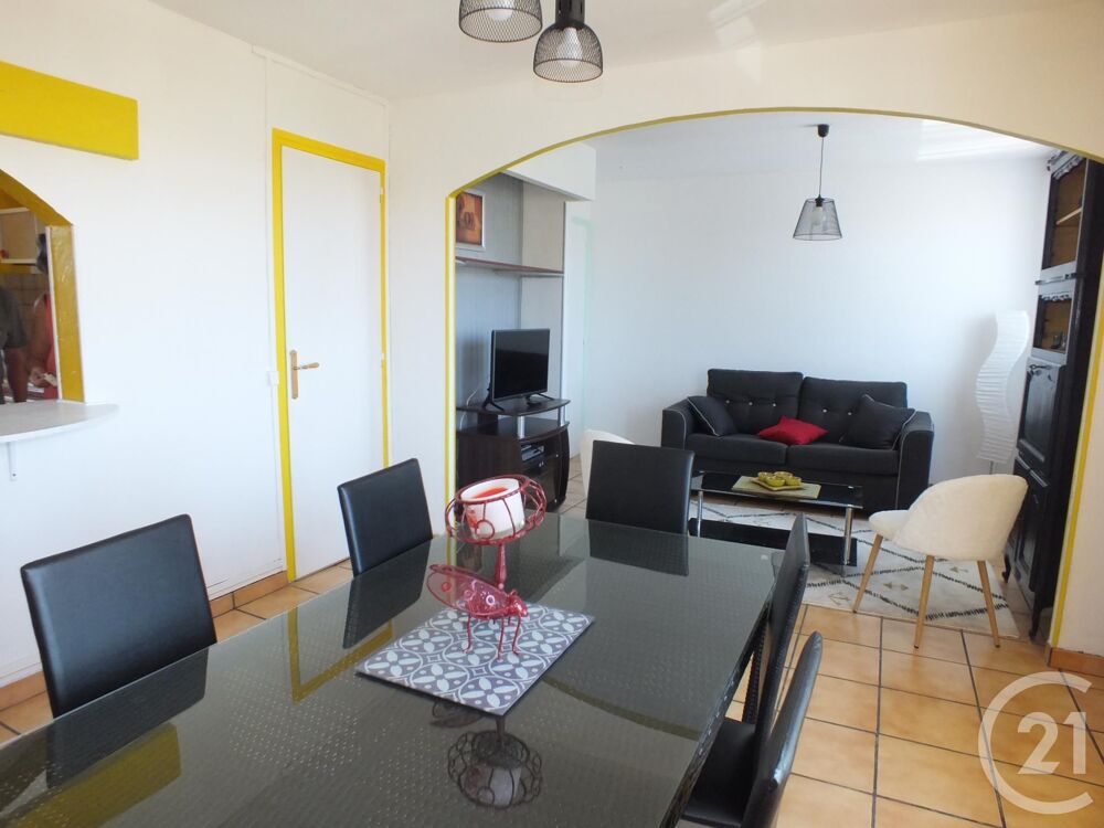 Venez découvrir ce bel appartement décoré et meublé avec....