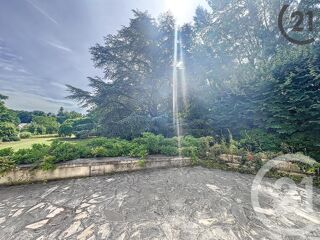  Maison  vendre 14 pices 275 m