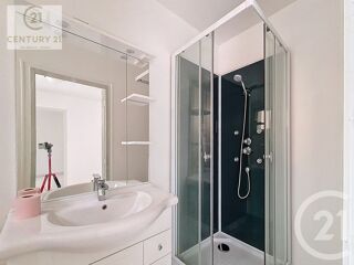  Immeuble à vendre 200 m²