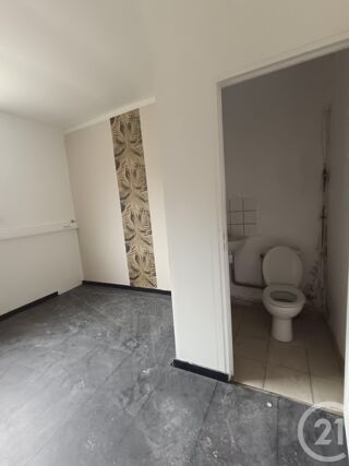  Appartement à louer 1 pièce 1 m²
