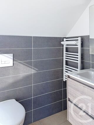  Appartement à louer 1 pièce 32 m²